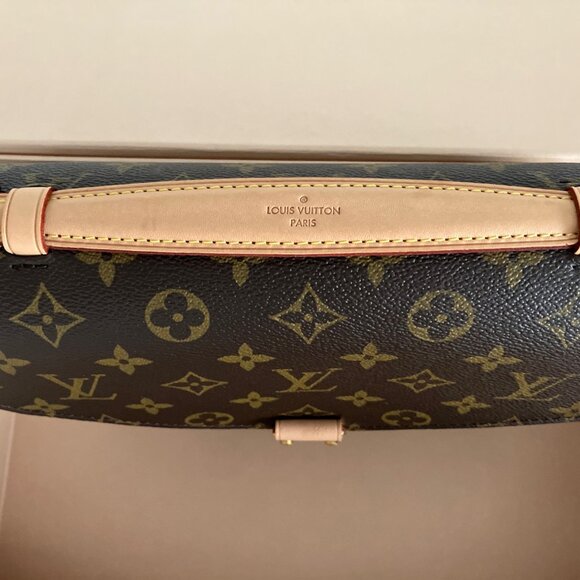 Louis Vuitton Pochette Metis - Picture 3 of 10